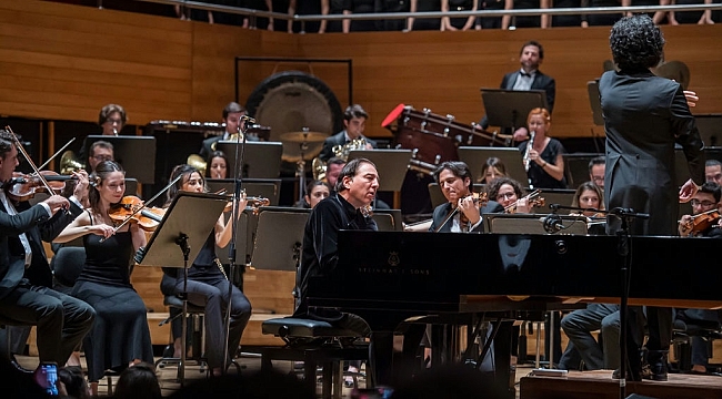 Ahmed Adnan Saygun Sanat Merkezi 15. yaşını kutluyor