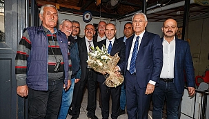 Başkan Soyer, taksi ve minibüs esnafı ile bir araya geldi