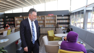 Bayraklı Belediyesinden 6 kitap kafe 