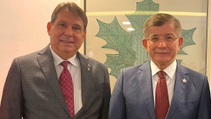 Davutoğlu'nun danışmanı Hakan Tartan, CHP'den aday adayı oldu
