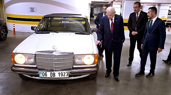 Devlet Bahçeli, klasik otomobilini hediye etti