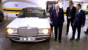 Devlet Bahçeli, klasik otomobilini hediye etti