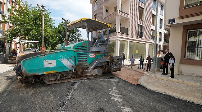 Gaziemir'e 24 bin 289 ton asfalt serildi, 141 bin 500 metrekare kilit parke döşendi