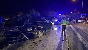 İki otomobildeki 11 kişi yaralandı