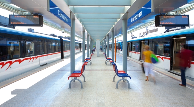 'İZBAN' 31 yıllık süreçte 950 milyon yolcu taşıdı