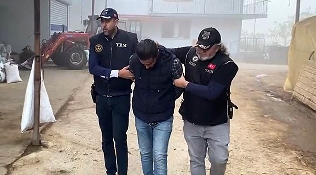 İzmir'de 4 YPG üyesi tutuklandı