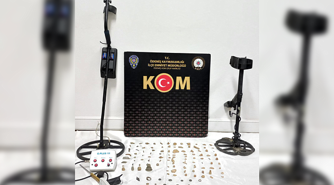 İzmir'de tarihi eser kaçakçılarına operasyon: 2 gözaltı