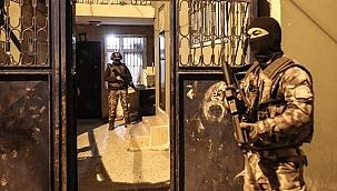 İzmir'de terör baskını: 4 gözaltı