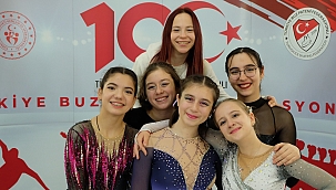 İzmir'in sporcuları kente madalyalarla döndü