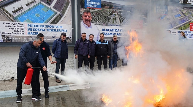 İzmir İtfaiyesi'nden Zabıta personeline yangın güvenlik eğitimi verildi
