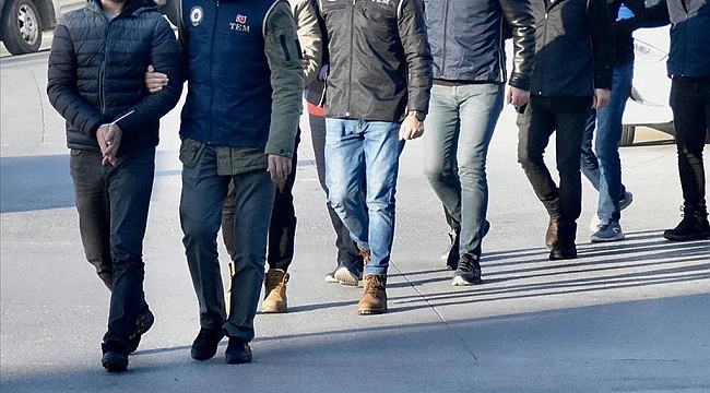 İzmir merkezli FETÖ operasyonunda 7 şüpheli itirafçı oldu
