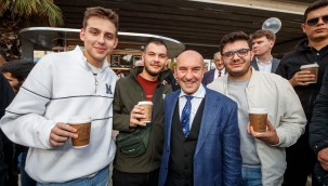 İzmirli Kahve'nin ikinci şubesi Bornova'da açıldı