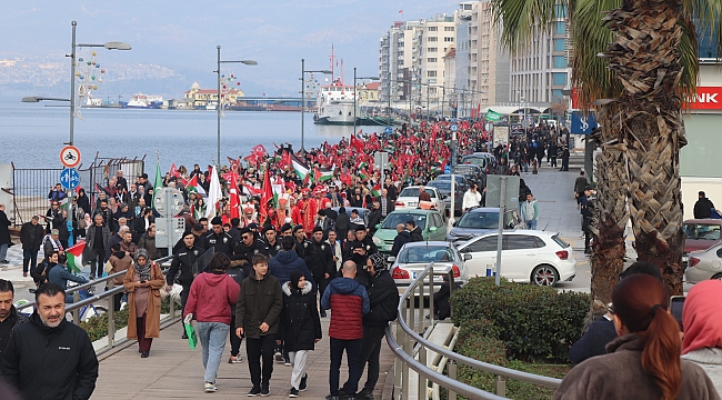 İzmirliler Filistin'e destek için yürüdü