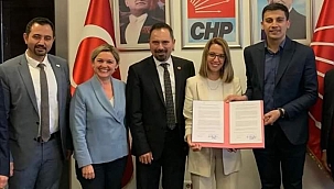 Karşıyaka'ya yeni bir yüz: Avukat Ahmet Seyit Akyüz