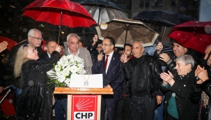 Olgun Atila, seçim çalışmalarına Bornova'dan başladı