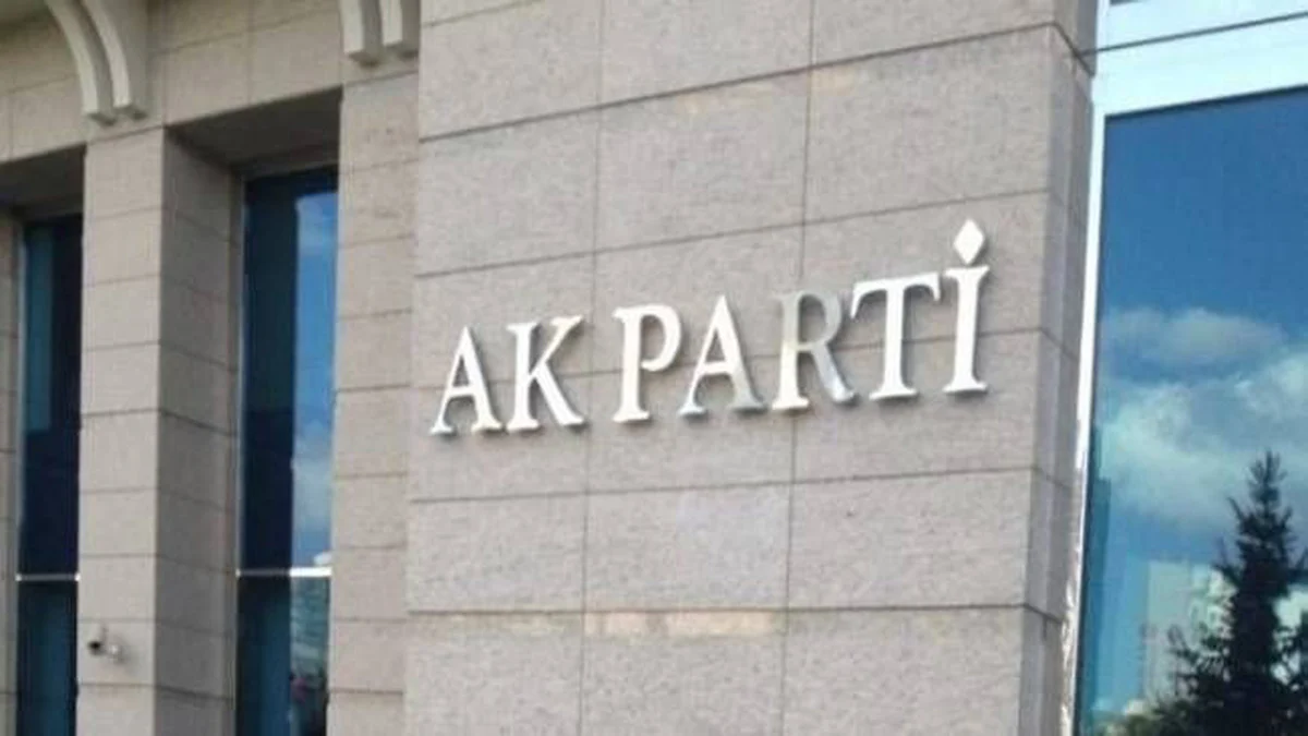 AK Parti'nin ilçe belediye başkan adayları belli oldu