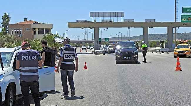 Çeşme'nin asayiş raporu: Aranan 925 kişi yakalandı