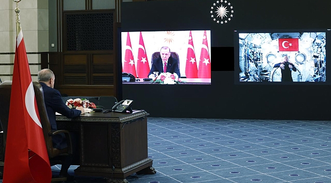 Cumhurbaşkanı Erdoğan, Türk Astronot Gezeravcı ile görüştü