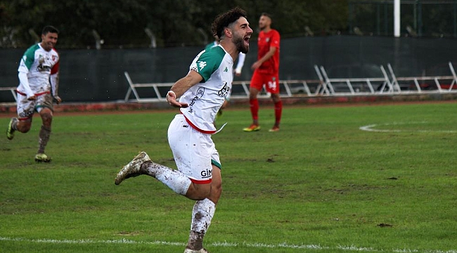  Enes Nalbantoğlu atıyor Karşıyaka kazanıyor