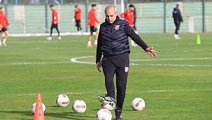 Erkan Sözeri: "Mücadeleci bir takım izleteceğiz"