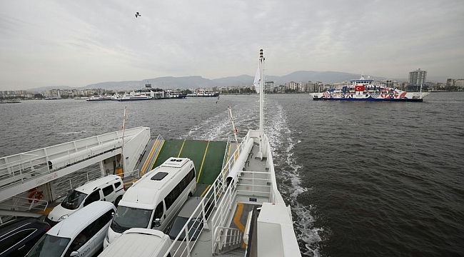  İZDENİZ, İzmir'deki şehir trafiğine nefes oldu