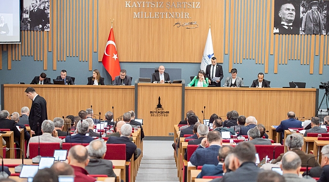 İzmir Büyükşehir'de yeni yılın ilk meclis toplantısı gerçekleştirildi