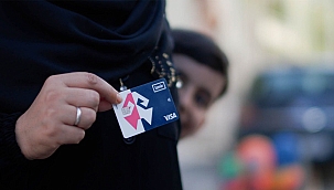 İzmir Büyükşehir'den, 20 bin öğrenciye 20 milyonluk destek