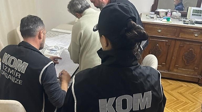 İzmir'de FETÖ şüphelilerine yönelik operasyon: 14 gözaltı