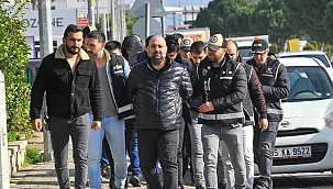 İzmir'de milyar dolarlık yolsuzluk!