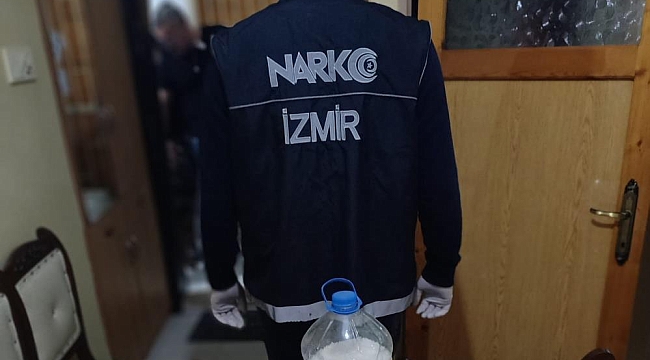  İzmir'de zehir tacirlerine 3 aylık takip: 107 gözaltı