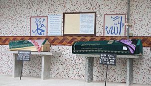  İzmir'deki doçent vahşetinde anneanne ve torunu son yolcuklarını uğurlandı