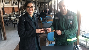 Konak Belediyesi çalışanından örnek davranış