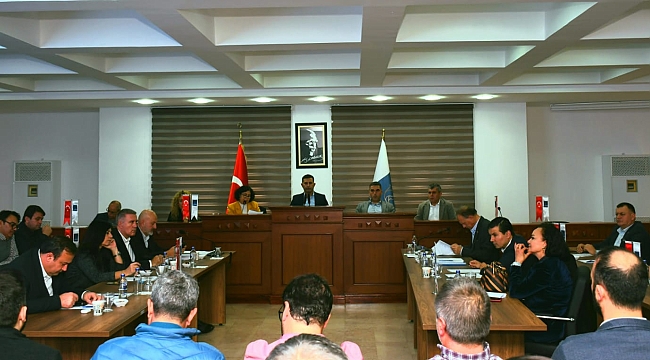 Kuşadası Belediye Meclisi, 2024 yılının ilk meclis toplantısını gerçekleştirdi