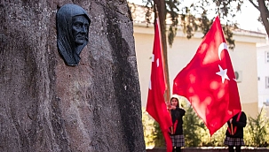 Zübeyde Hanım ölümünün 101. yıl dönümünde özlemle anıldı