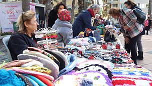 Bornova'da Sevgililer Günü'nde kadın emeği