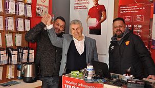 AK Parti Karabağlar adayı Tunç esnafla buluştu