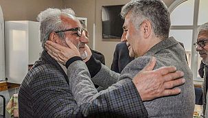 AK Parti Karabağlar adayı Tunç, seçim çalışmalarına hızla devam ediyor