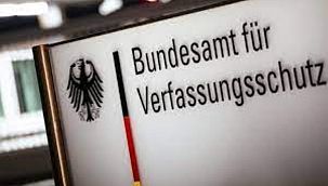 Alman İstihbaratı gözünü Türkçe'ye çevirdi