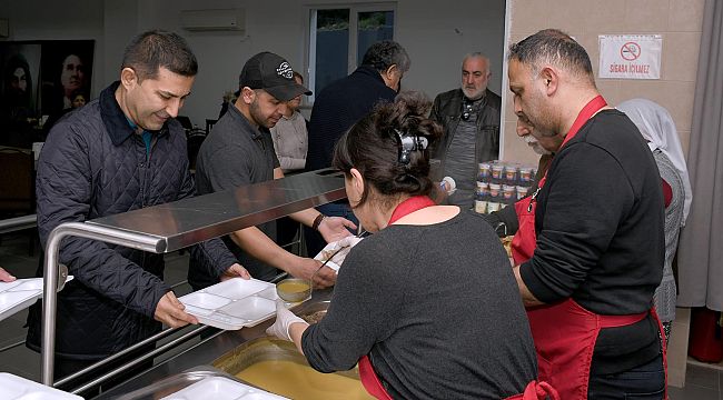 Başkan Ömer Günel Hızır orucu açma yemeğine katıldı