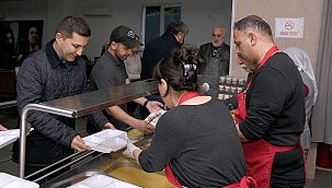 Başkan Ömer Günel Hızır orucu açma yemeğine katıldı