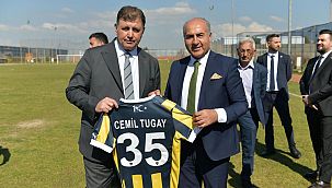 Başkan Tugay, Sporcu Sağlık Merkezi kuracaklarının müjdesini verdi