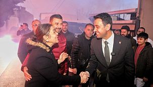 Bayraklı Adayı Önal, vatandaşlarla buluştu 