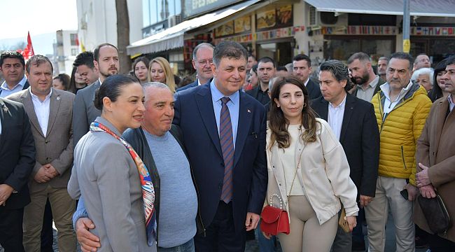 Cemil Tugay, Selçuk'ta halkla buluştu 