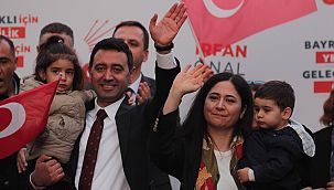 CHP Bayraklı Adayı İrfan Önal yurttaşlarla buluştu
