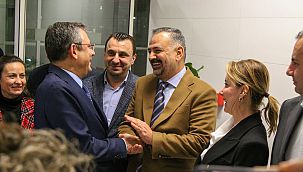 CHP Genel Başkanı Özgür Özel İzmir'de 