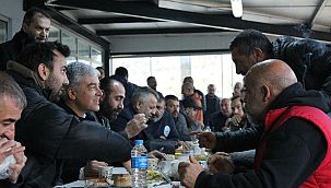 Çiğli Adayı Gökçekaya, şantiye İşçileriyle kahvaltı yaptı 