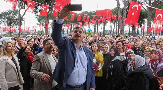 Cumhur İttifakı Adayı Doğruer, Bergamalı kadınlarla buluştu