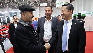 Cumhur İttifakı Kemalpaşa adayı Galip Atar'dan fuara ziyaret 