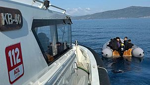 Dikili açıklarından 7'si çocuk 19 düzensiz göçmen kurtarıldı