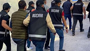 İzmir'de FETÖ operasyonu